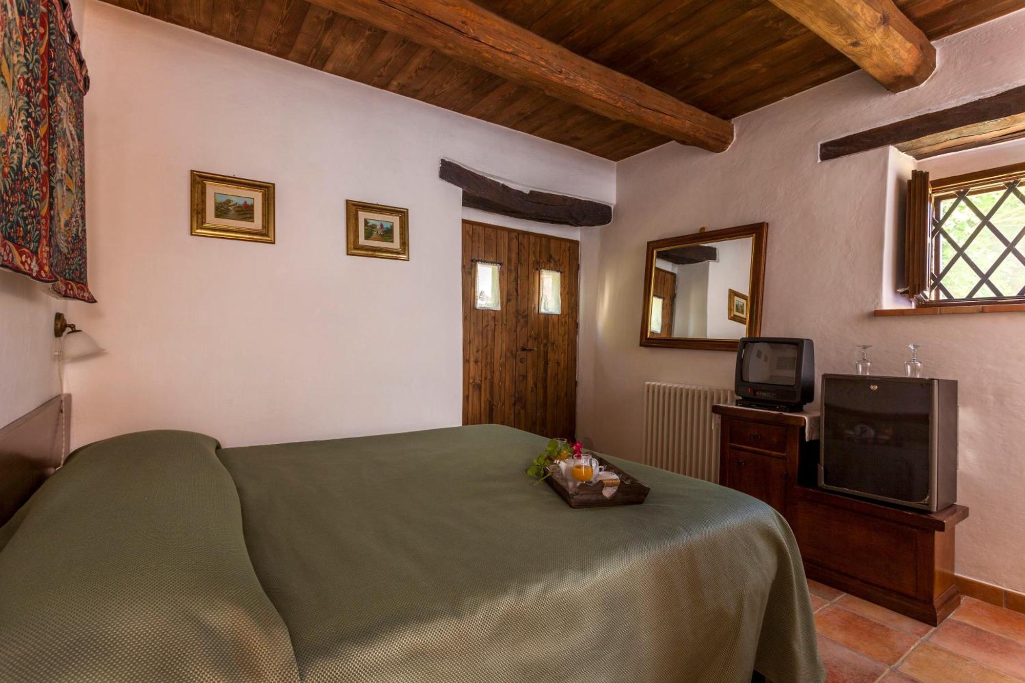 Agriturismo Tre Querce Penna San Giovanni Экстерьер фото