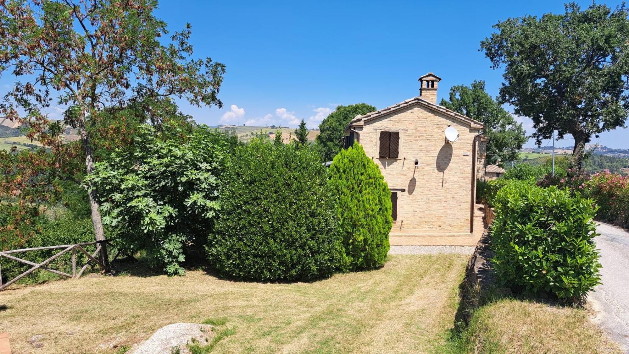 Agriturismo Tre Querce Penna San Giovanni Экстерьер фото