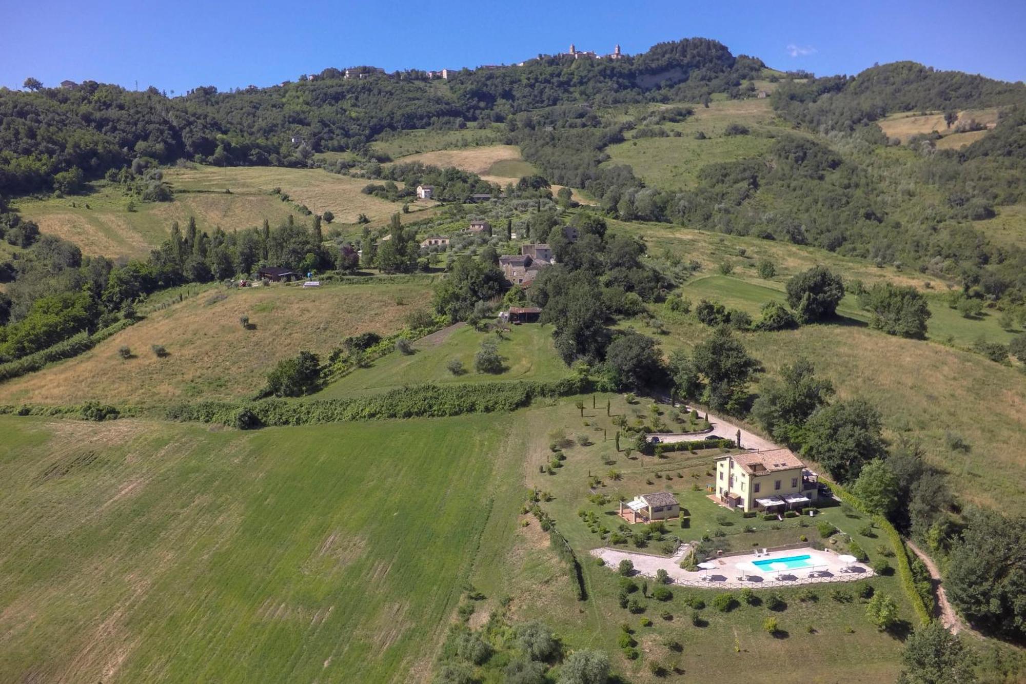 Agriturismo Tre Querce Penna San Giovanni Экстерьер фото