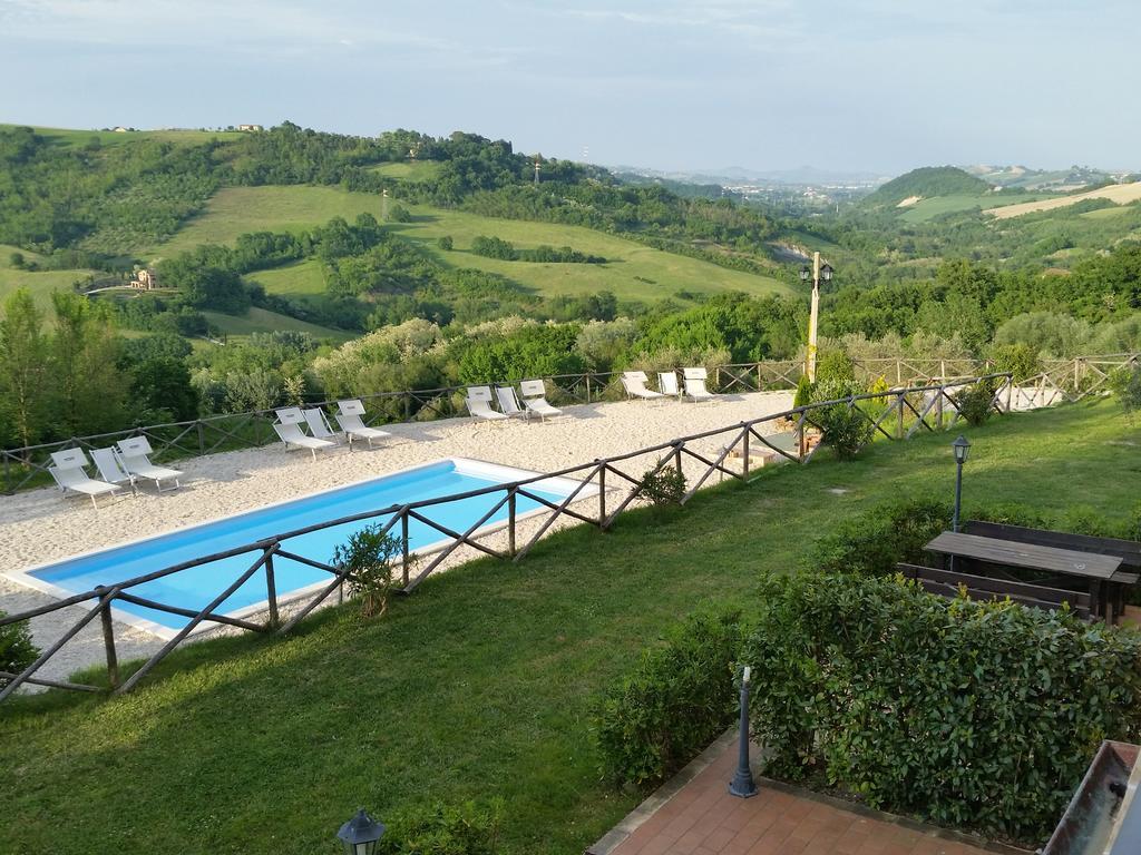 Agriturismo Tre Querce Penna San Giovanni Экстерьер фото